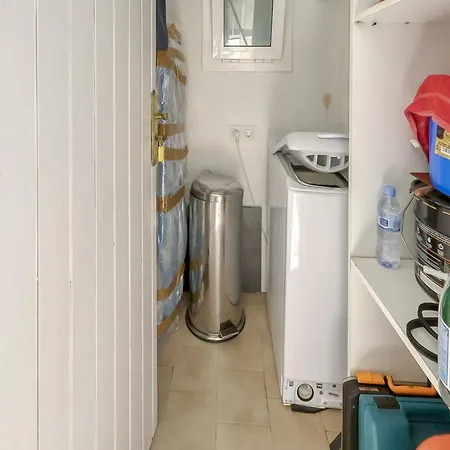 דירה In Near Almadrava *